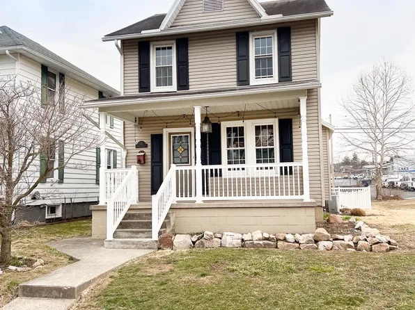 521 S Wayne St, Lewistown, PA 17044