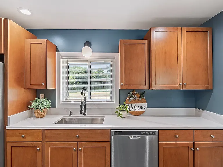 2050 Byron Dr — Photo 12