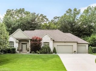 18837 Legacy Point Dr, Spring Lake, MI 49456