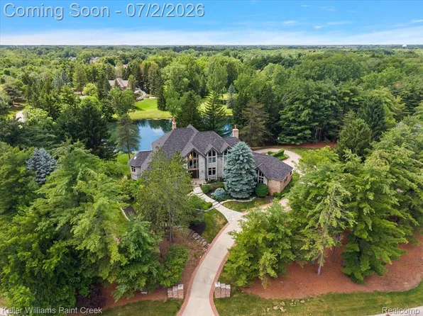 6263 Canter Creek Trl, Grand Blanc, MI 48439