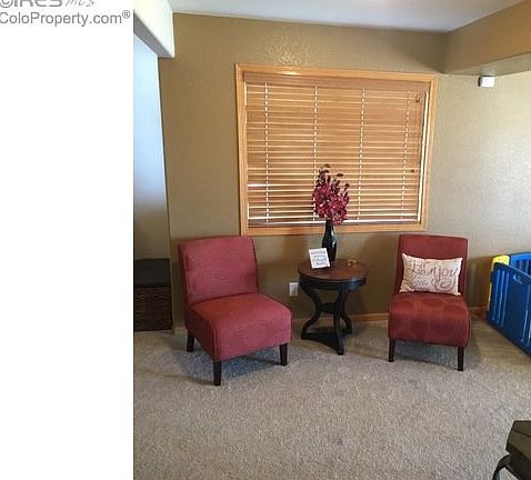 sitting area