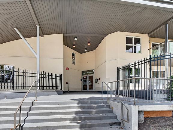 3rd image of 10118 106th Ave NW #210