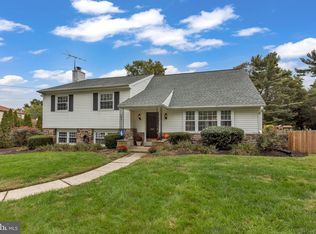 1581 Tralee Dr, Dresher, PA 19025