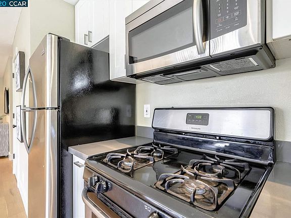 4th image of 2021 Olivera Rd