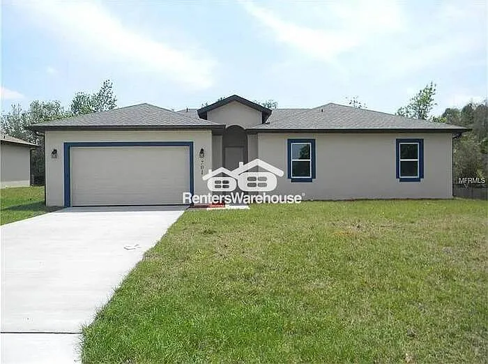 701 Armadillo Dr — Photo 1