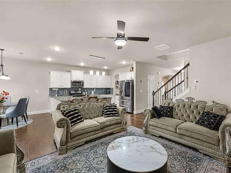 3748 Southfield Ct — Photo 10