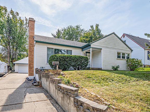 4th image of 615 Quinlan Ln