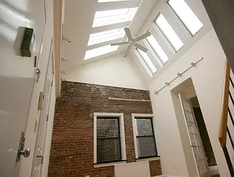 89 Clinton Street, #PHR