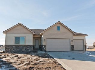 2105 NE 13th Ct, Ankeny, IA 50021