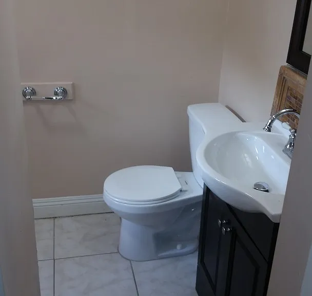 744 Pine Ave — Photo 5