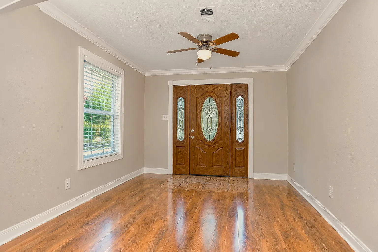 207 Smith Street - 1 — Photo 2