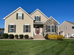 11325 Longtown Dr, Midlothian, VA 23112