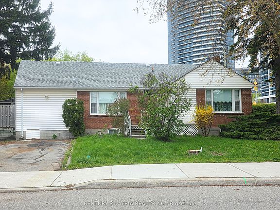 2nd image of 32 Meadowview Ave