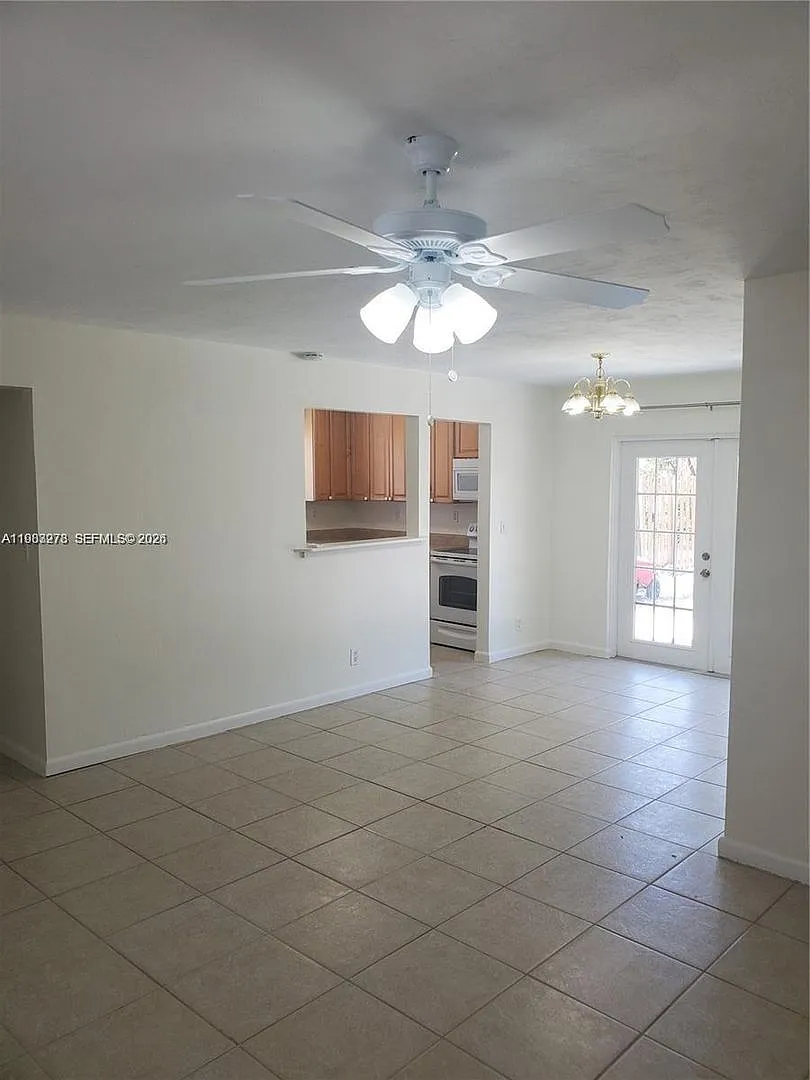 831 SW 14th Court, Deerfield Beach, FL 33441 — Photo 3