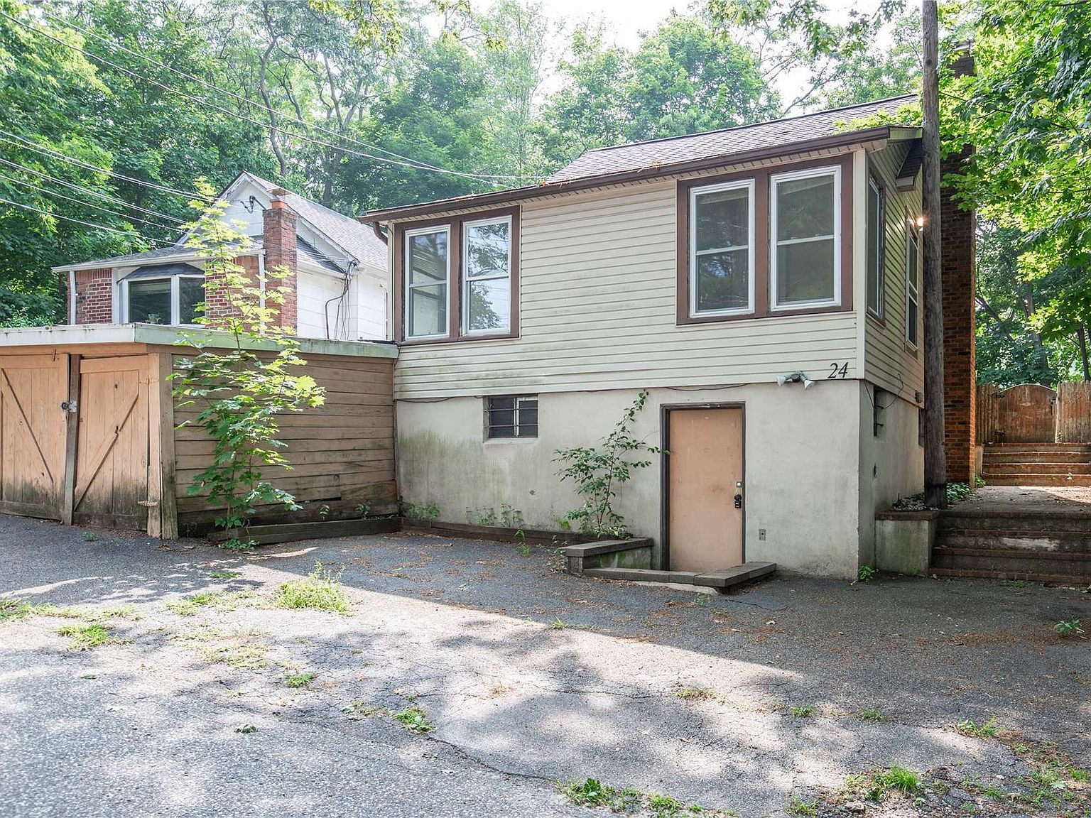 24 Norwich Road, Sound Beach, NY 11789 Zillow