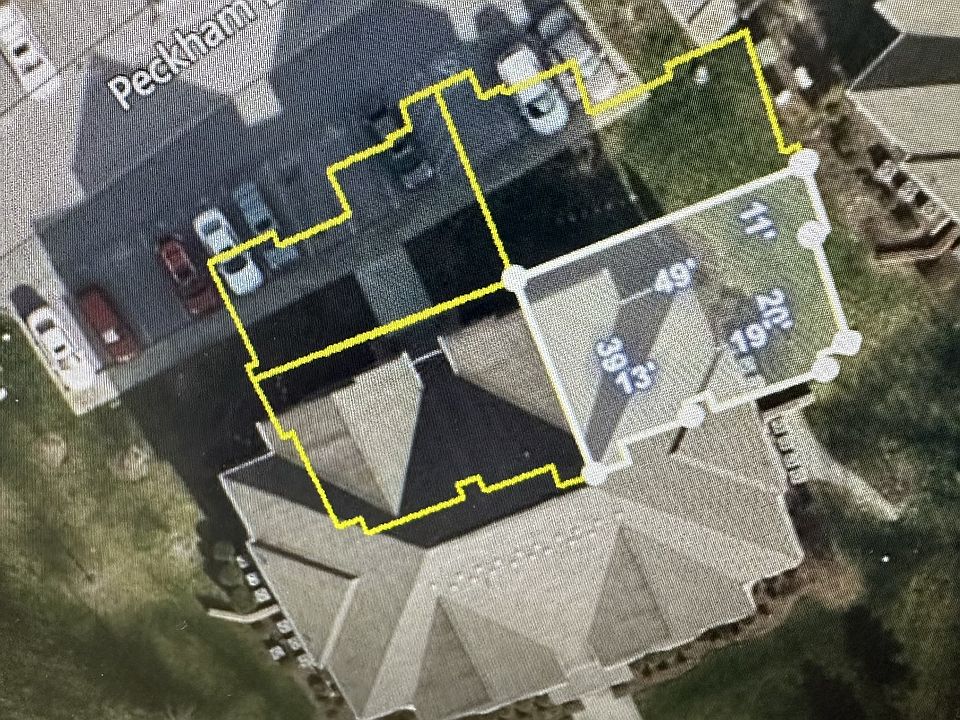 2nd image of 8601 Peckham Ln #P5