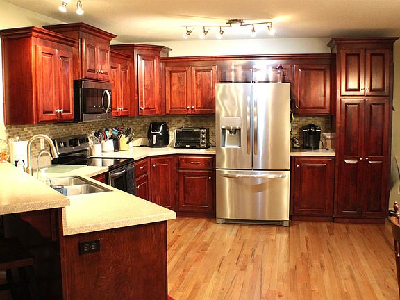 2nd image of 4515 SW Alexander Ct