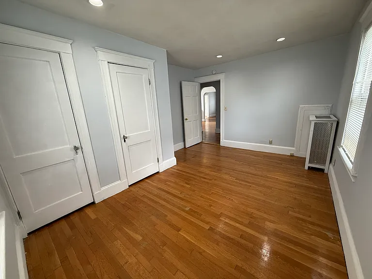 527 Gallivan Blvd #3 — Photo 12