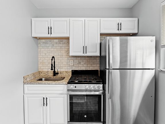 Fully Renovated Kitchen