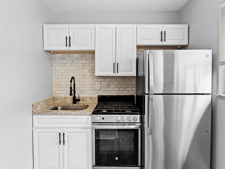 Fully Renovated Kitchen