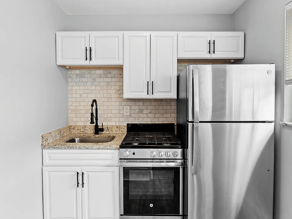 Fully Renovated Kitchen