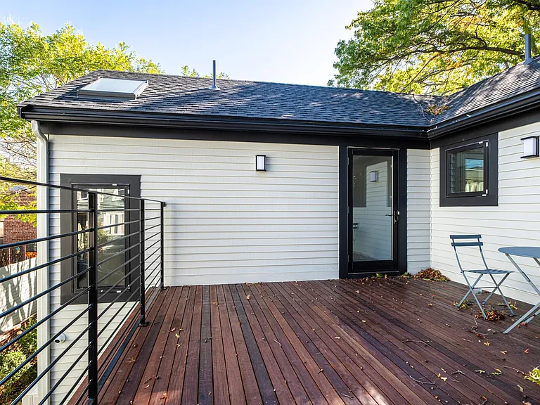 115 Spring St — Photo 37