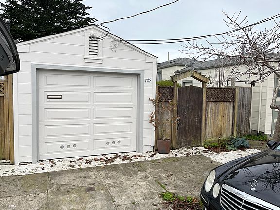 5th image of 729 Lakeview Ave