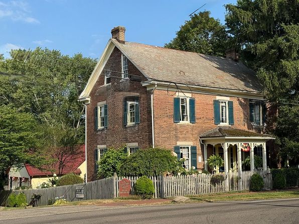 214 Main St