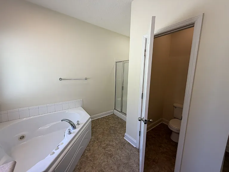219 Taylor Wells Ln — Photo 13