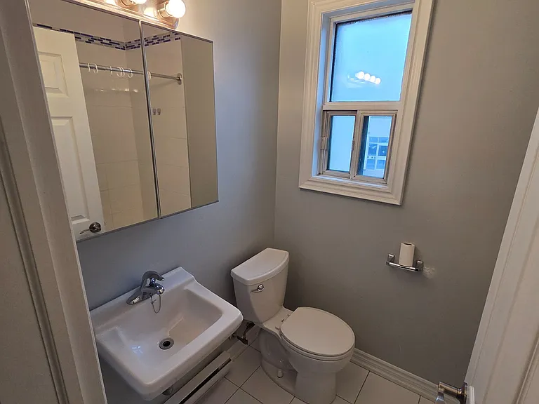 21 Scarlett Rd #1 — Photo 6