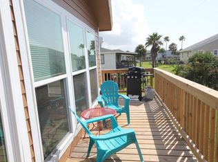 16619 Captain Kidd Rd, Jamaica Beach, TX 77554