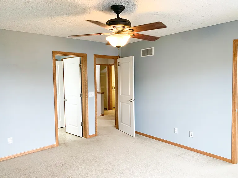 15443 Foster Dr N — Photo 7