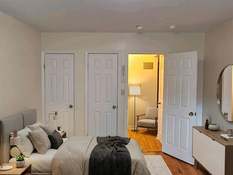 2nd image of 91-60 193rd St #202
