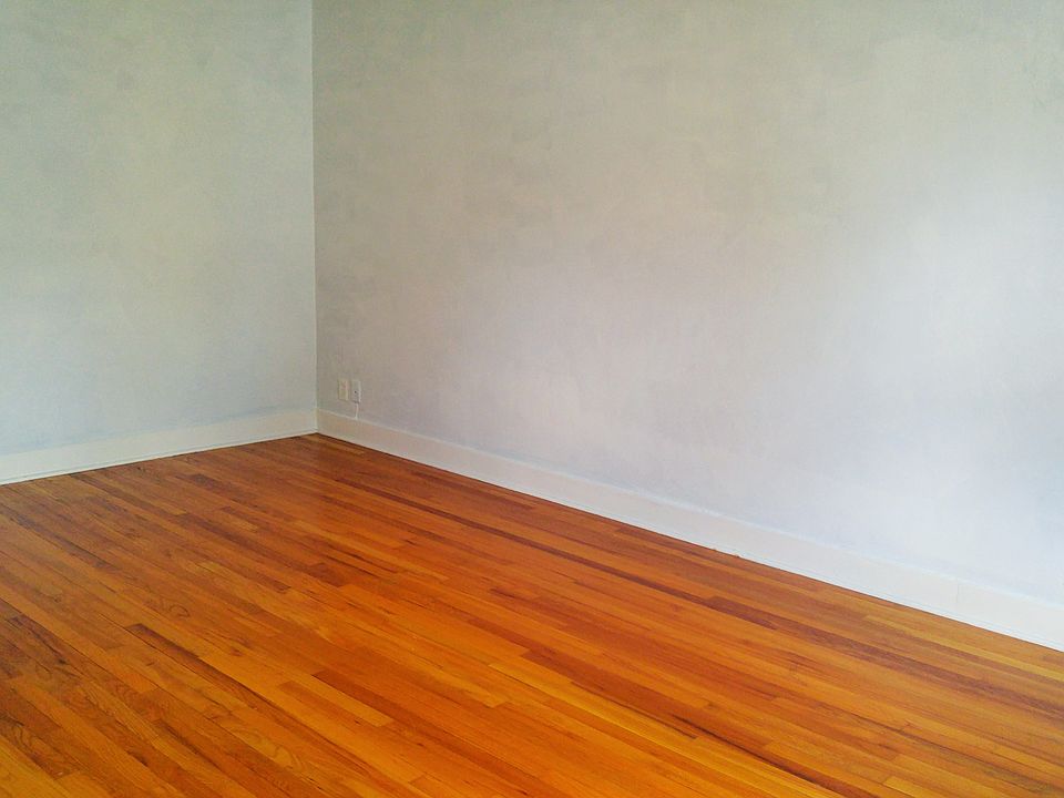 1st image of 311 Woodward Ave APT 22