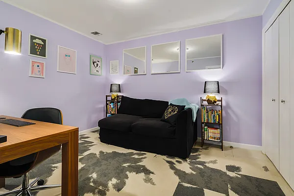 Sold by Park Property Advisors | media 10