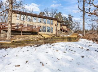 3326 N Spring Hill Dr, Janesville, WI 53545