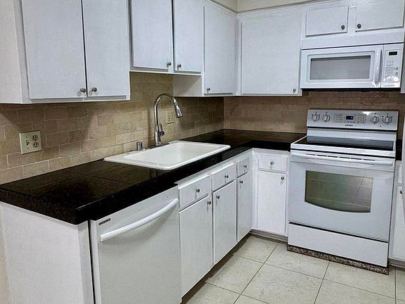 2nd image of 1226 Patricia Ave Unit 62