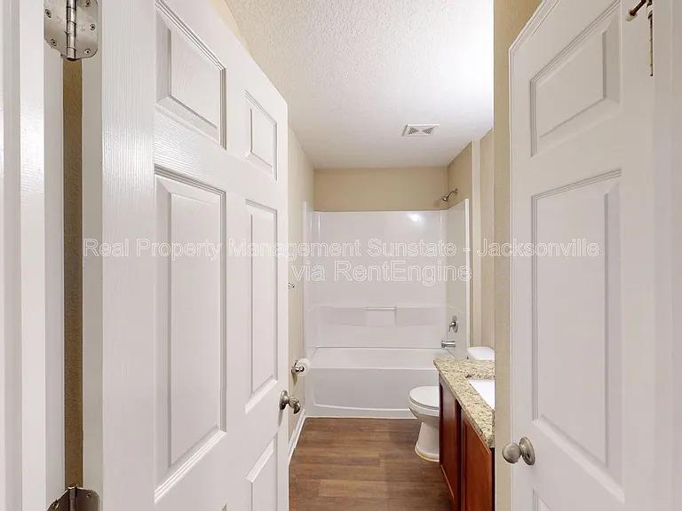 711 Cahoon Rd N — Photo 7