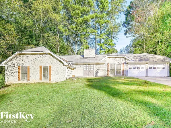 1986 Scarbrough Dr, Stone Mountain, GA 30088