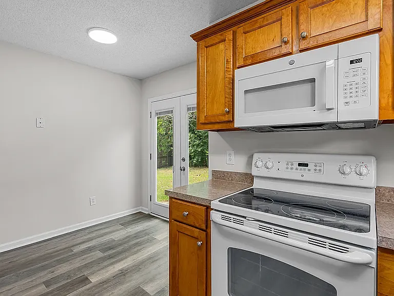 143 Allans Mill Dr — Photo 8
