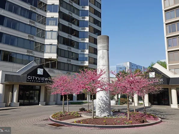 2001 Hamilton St APT 1523, Philadelphia, PA 19130