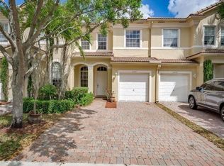 8437 SW 29th St #102, Hollywood, FL 33025