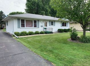 524 10th Ave SE, Waseca, MN 56093