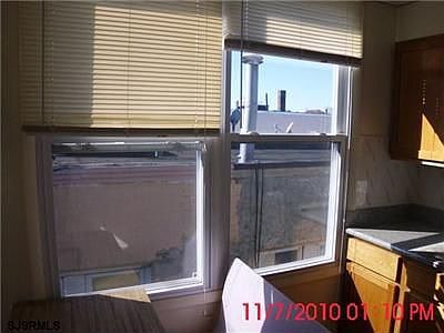 3rd image of 2801 Arctic Ave