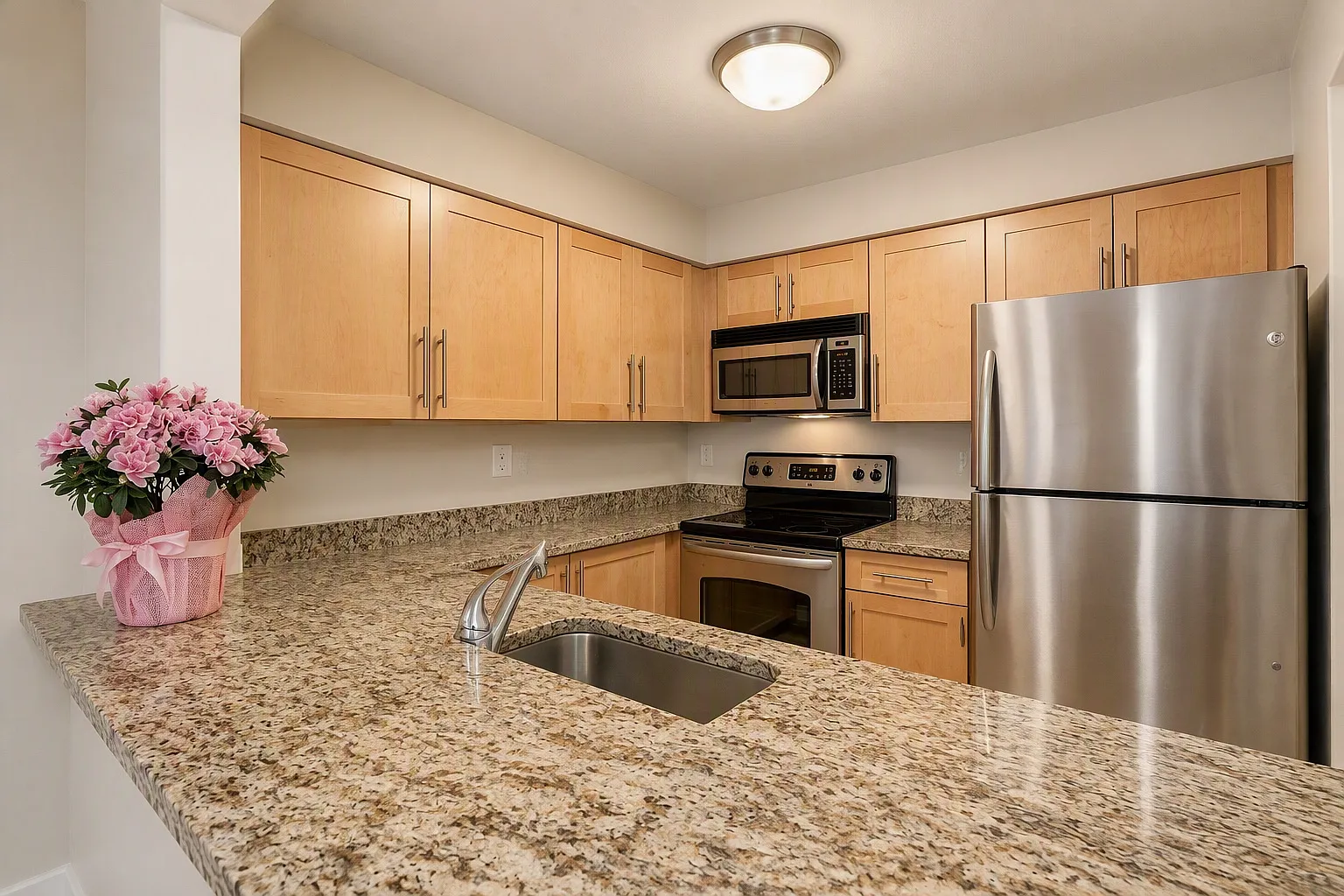 1 bed, 927 sqft, $1,995 — Photo 4