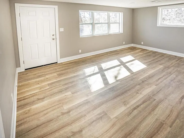 105 Lawre Cir #1 — Photo 5