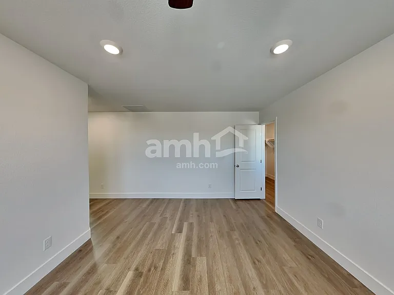 11053 Sanaco Ct — Photo 10