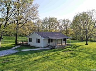 5148 Tonti Rd, Salem, IL 62881