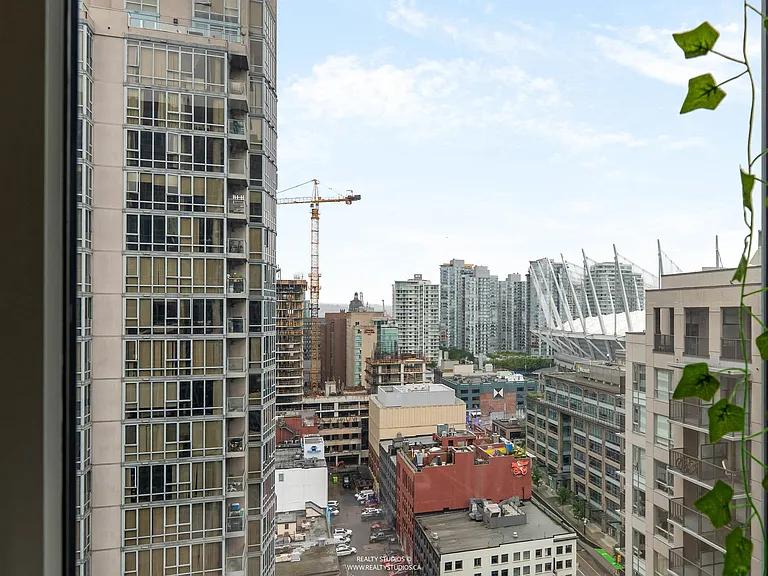 950 Cambie St #2001 — Photo 3