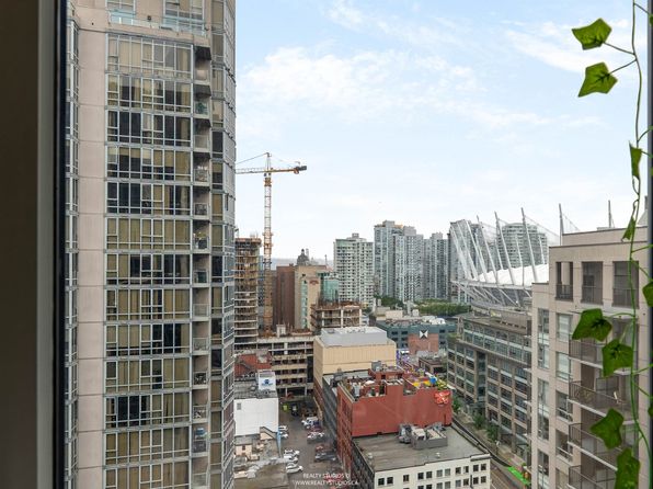 2 bedroom rental in Vancouver — photo 21
